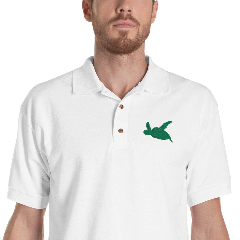 Las Tortugas Solid Green Embroidered Polo Shirt